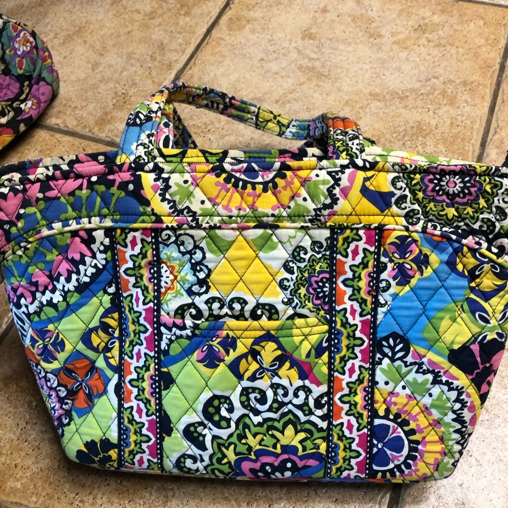 GUC Vera Bradley purse